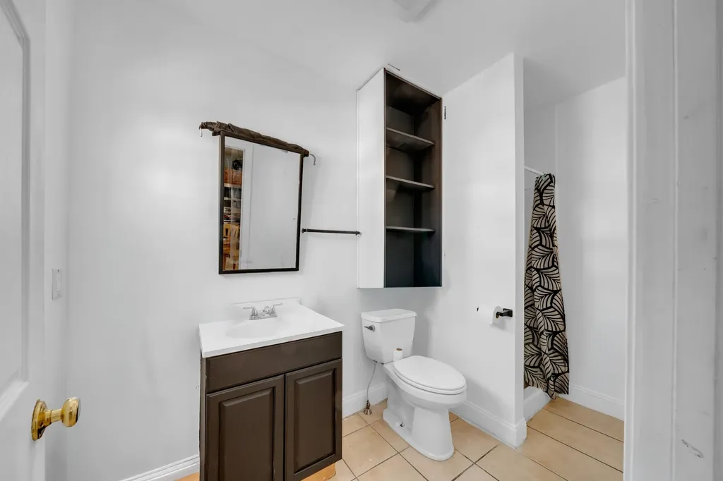 103 Ash Street Nashua NH 03060-4543