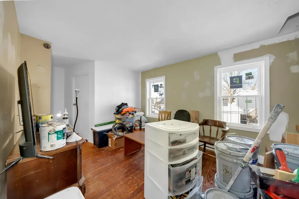 103 Ash Street Nashua NH 03060-4543