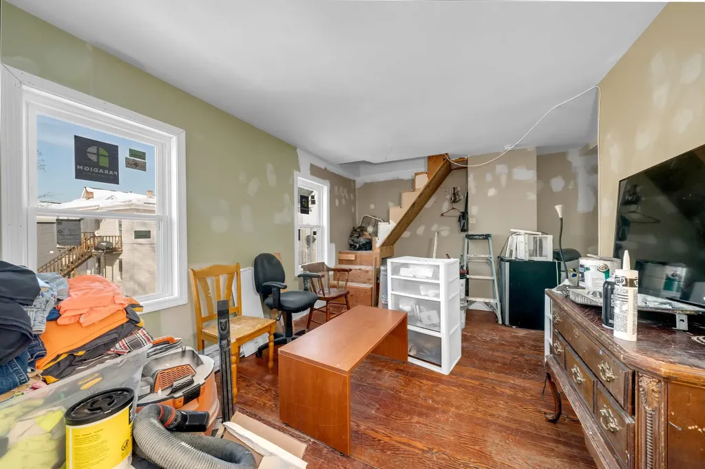 103 Ash Street Nashua NH 03060-4543