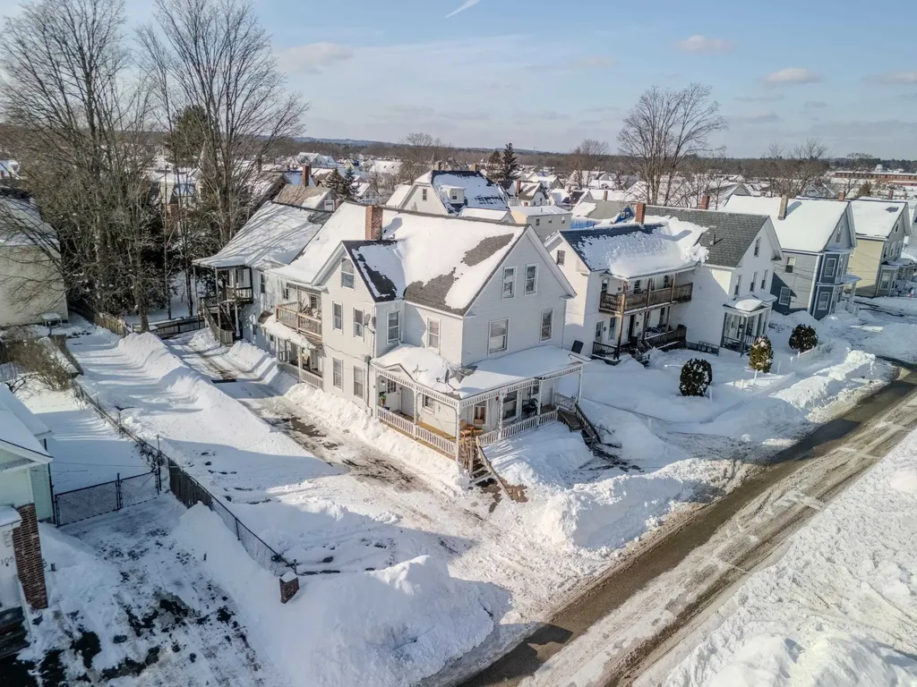 103 Ash Street Nashua NH 03060-4543