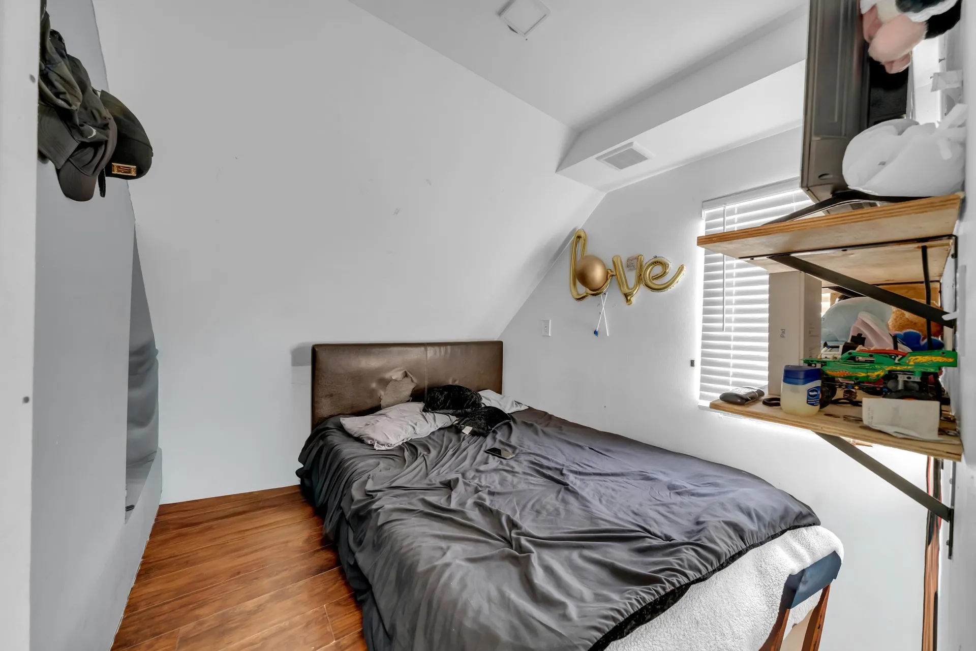 103 Ash Street Nashua NH 03060-4543