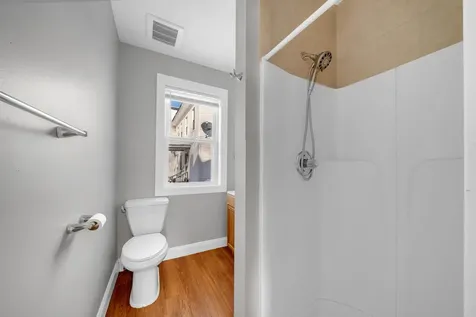 103 Ash Street Nashua NH 03060-4543