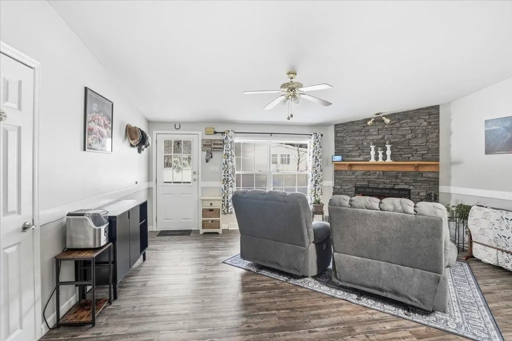 5 Pamela Drive Hopkinton NH 03229