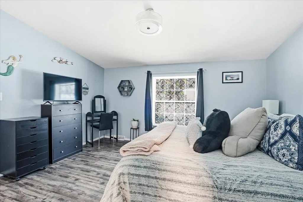 5 Pamela Drive Hopkinton NH 03229