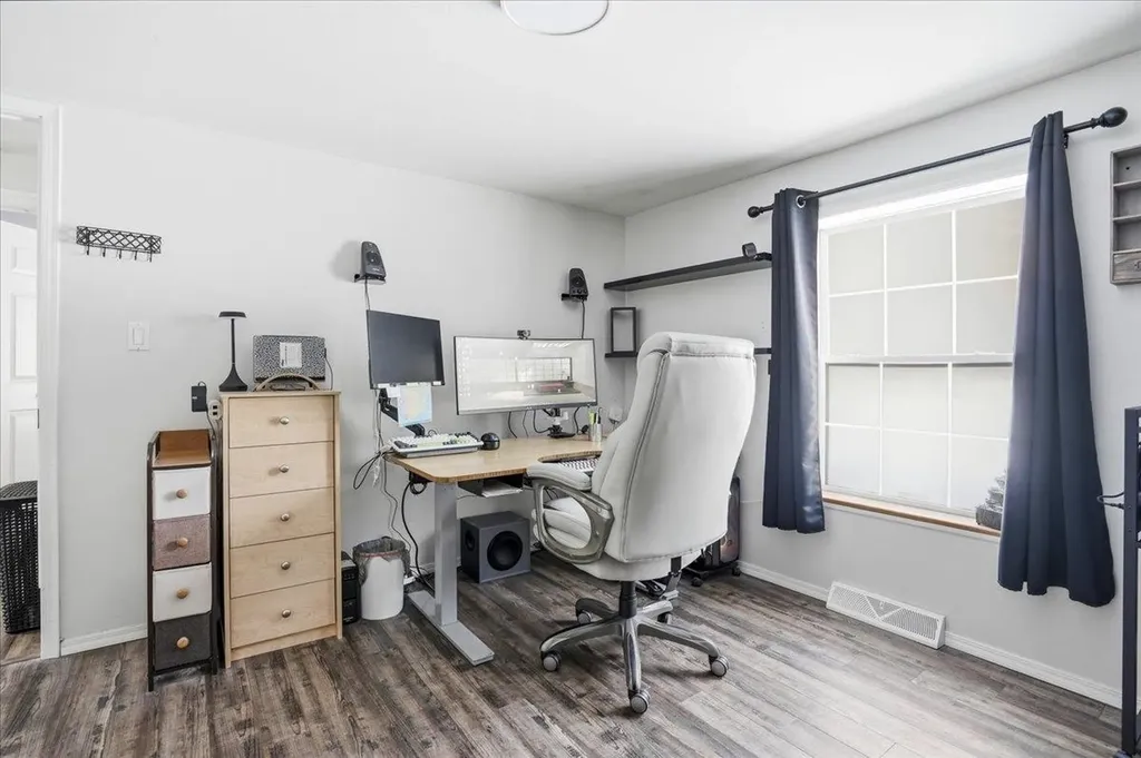 5 Pamela Drive Hopkinton NH 03229