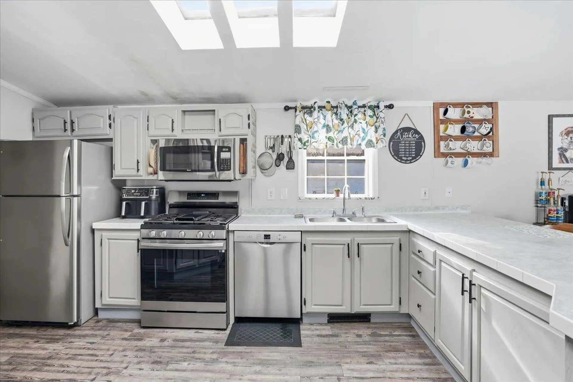 5 Pamela Drive Hopkinton NH 03229