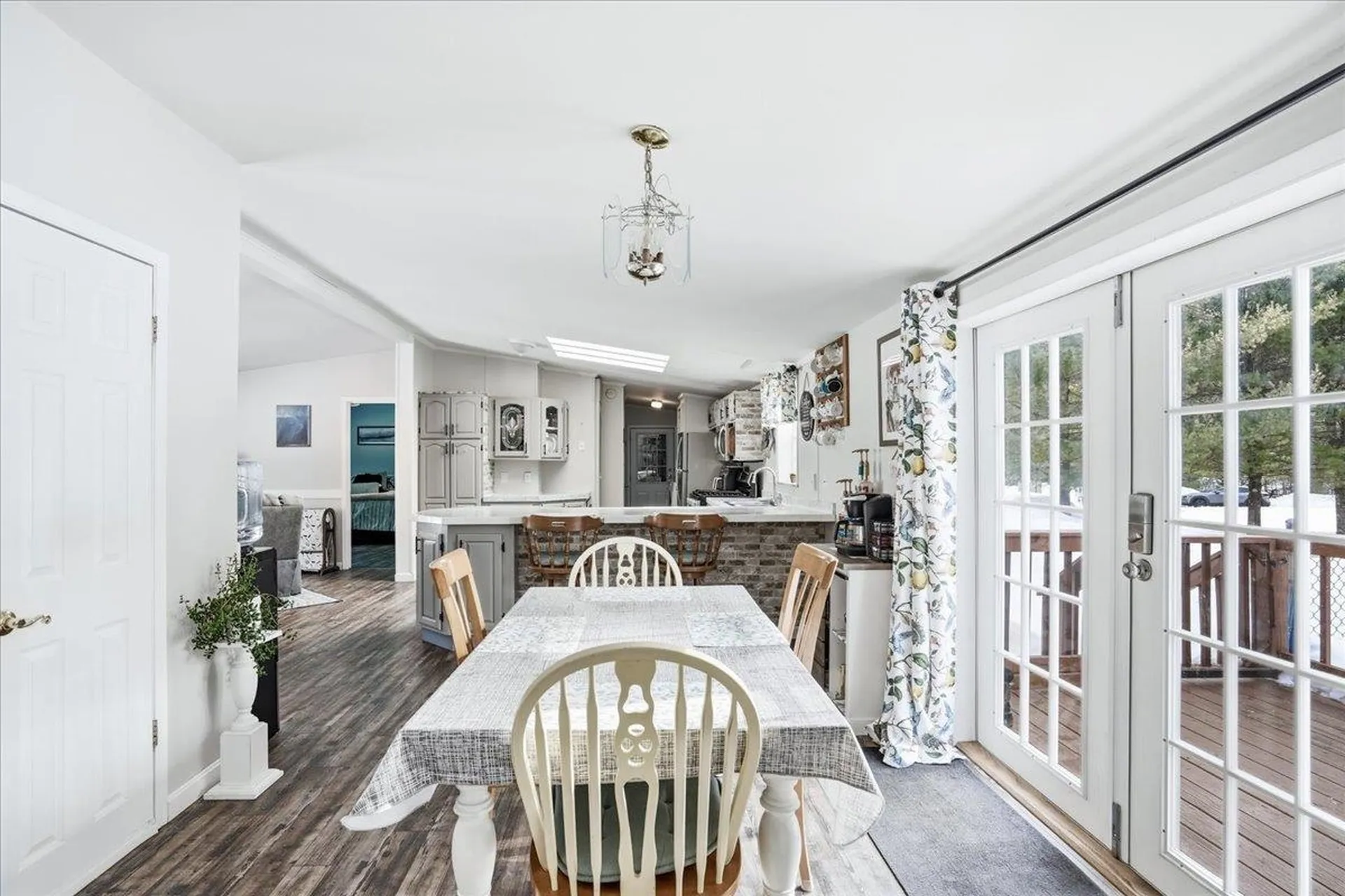 5 Pamela Drive Hopkinton NH 03229