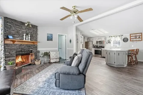 5 Pamela Drive Hopkinton NH 03229