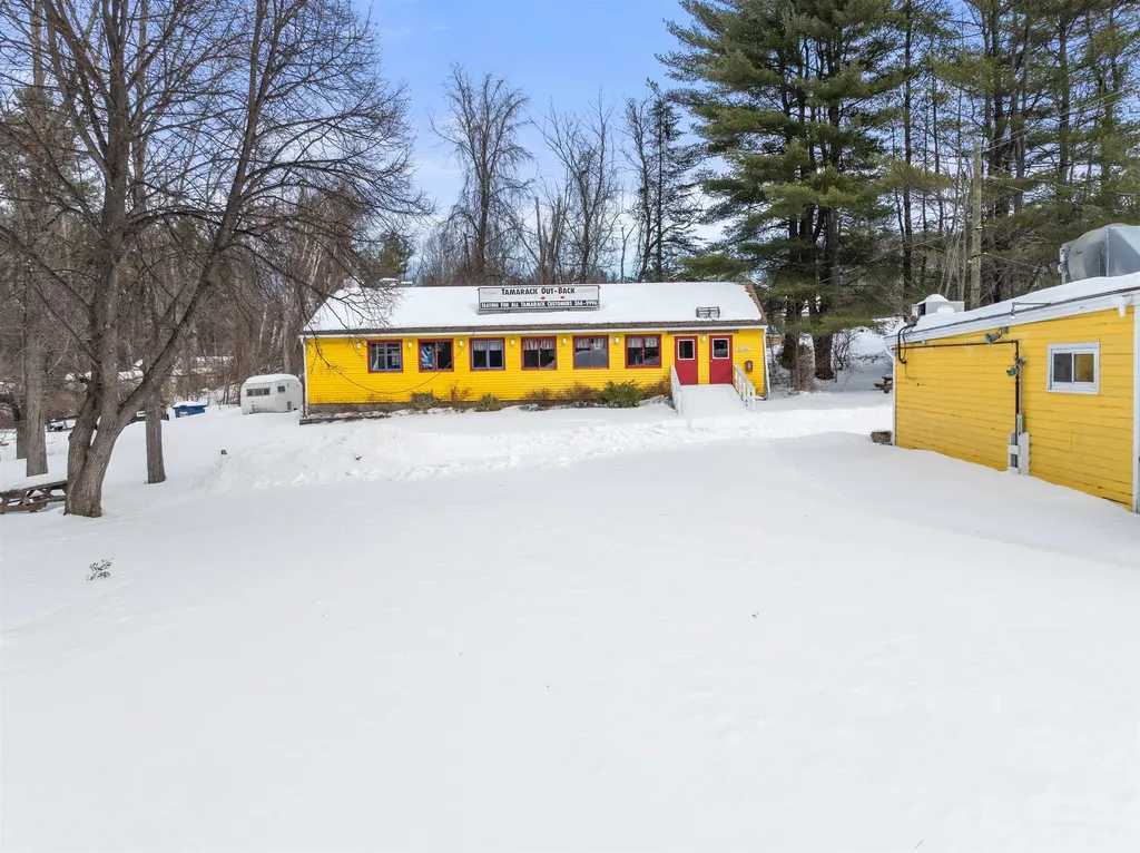 691 Endicott Street N Laconia NH 03246