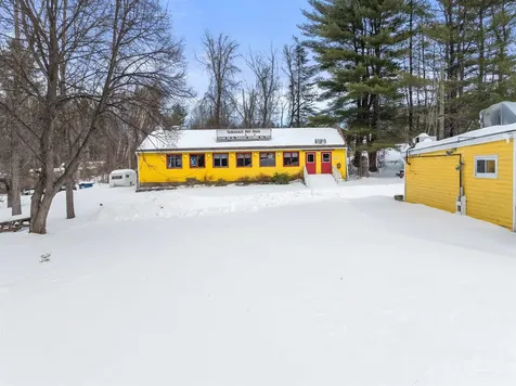 691 Endicott Street N Laconia NH 03246