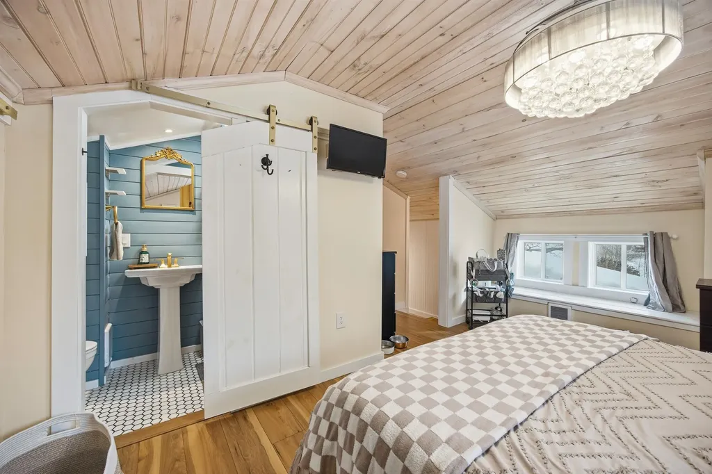 1287 Bearcamp Highway Tamworth NH 03833