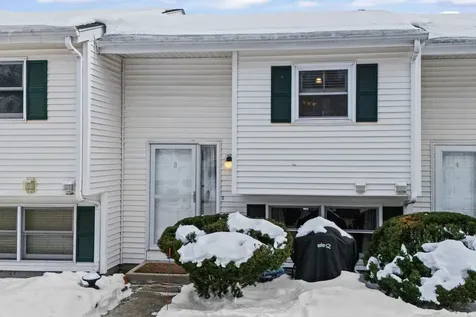 883 Mammoth Road Manchester NH 03104