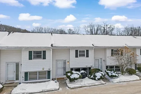 883 Mammoth Road Manchester NH 03104