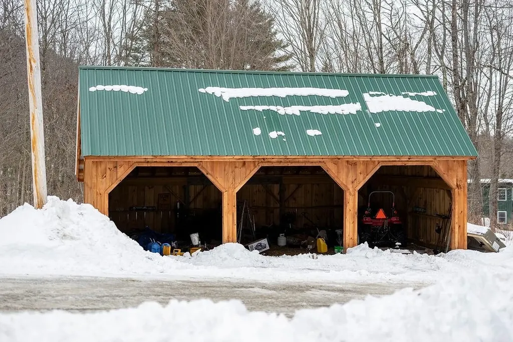 570 County Road Bradford NH 03221