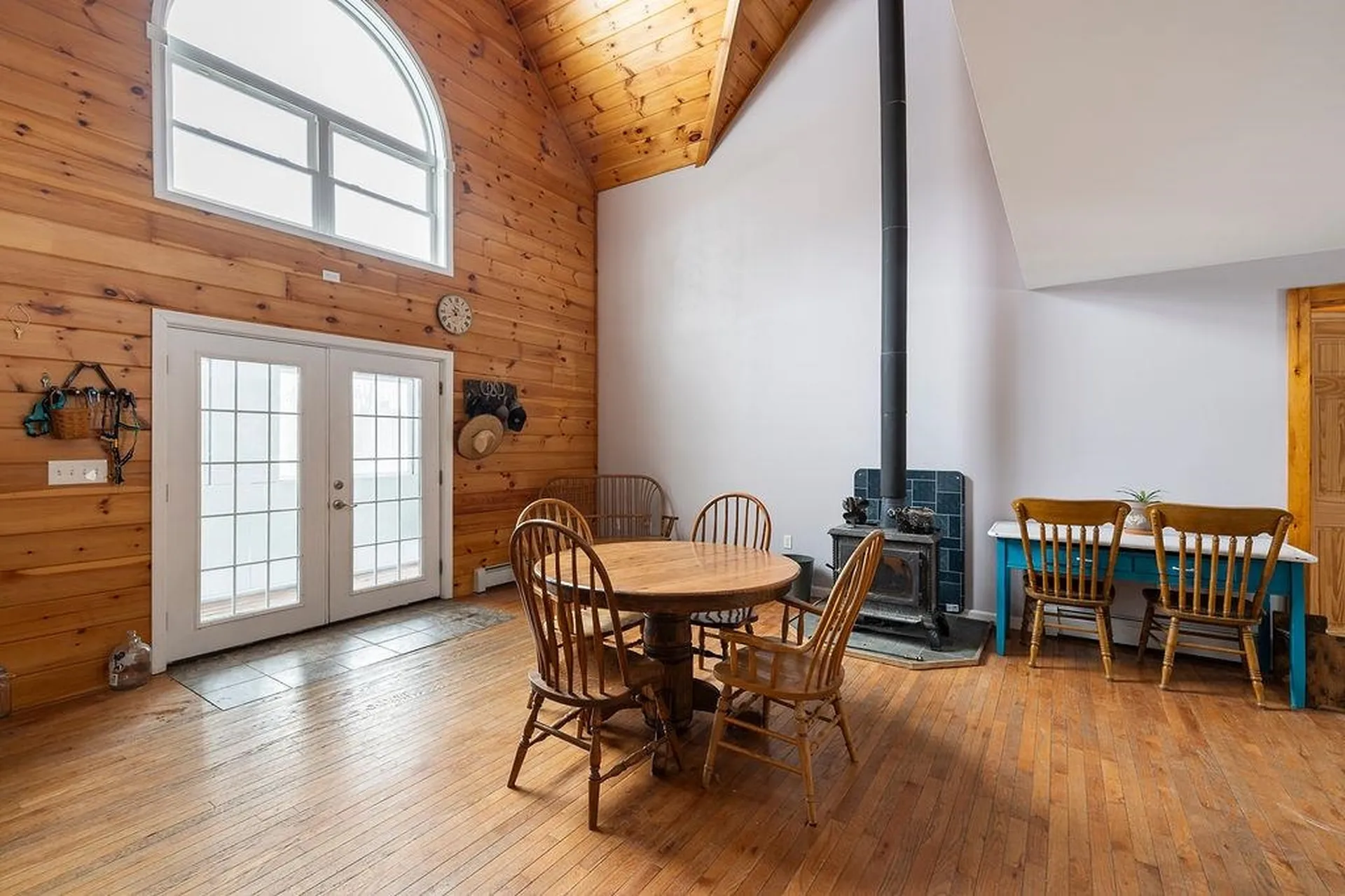 570 County Road Bradford NH 03221