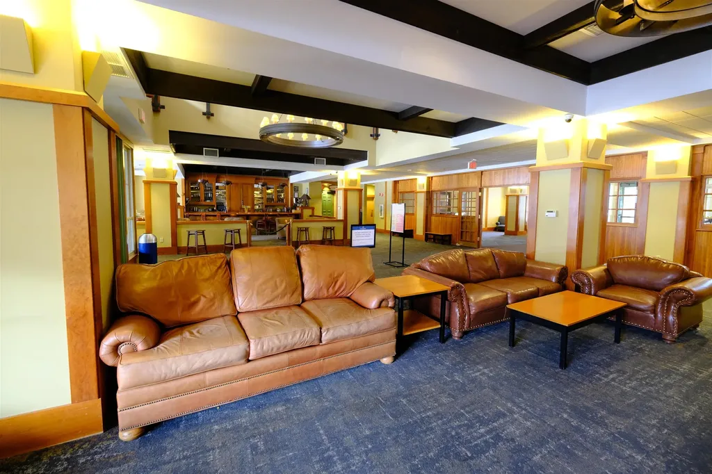 723/725 Qiii Jackson Gore Adams House Ludlow VT 05149