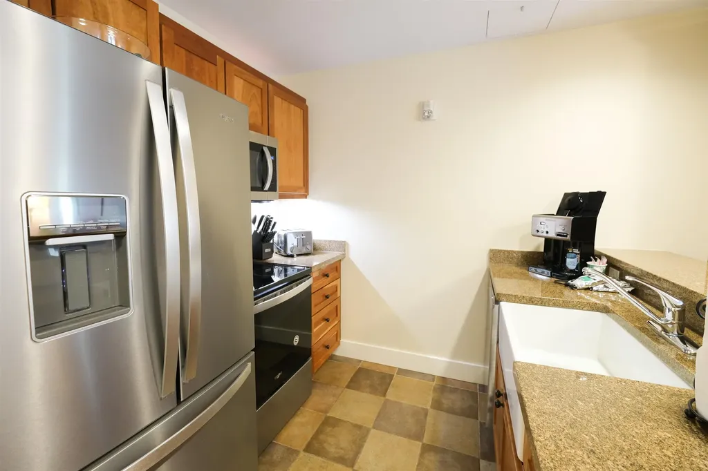 723/725 Qiii Jackson Gore Adams House Ludlow VT 05149