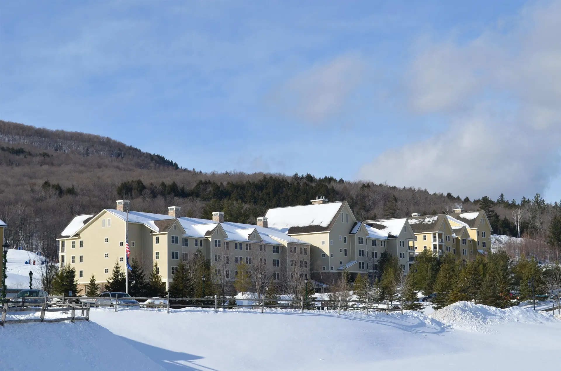 723/725 Qiii Jackson Gore Adams House Ludlow VT 05149