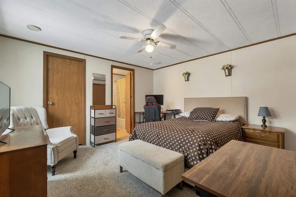 179 Donald Drive Goffstown NH 03045