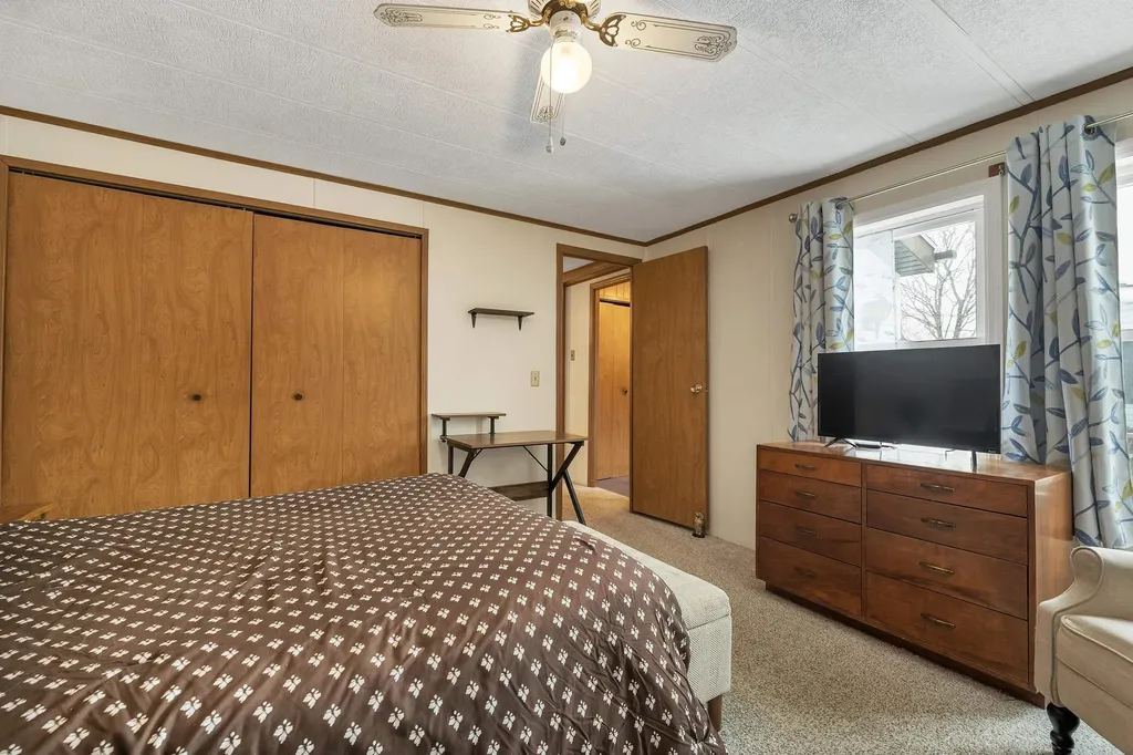 179 Donald Drive Goffstown NH 03045