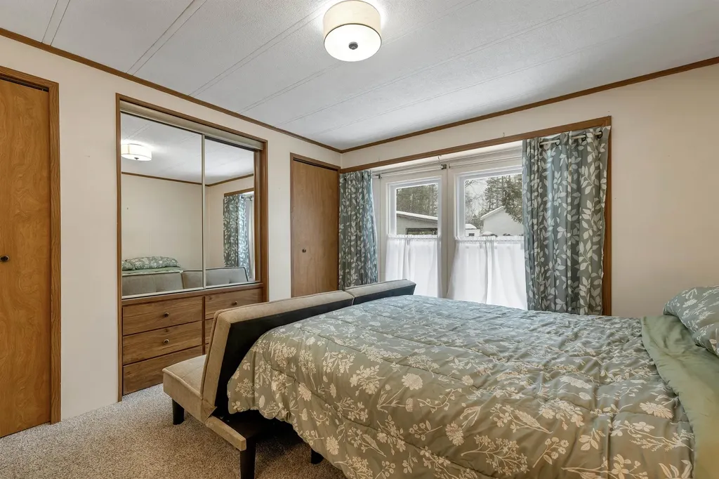 179 Donald Drive Goffstown NH 03045