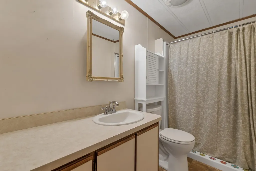 179 Donald Drive Goffstown NH 03045