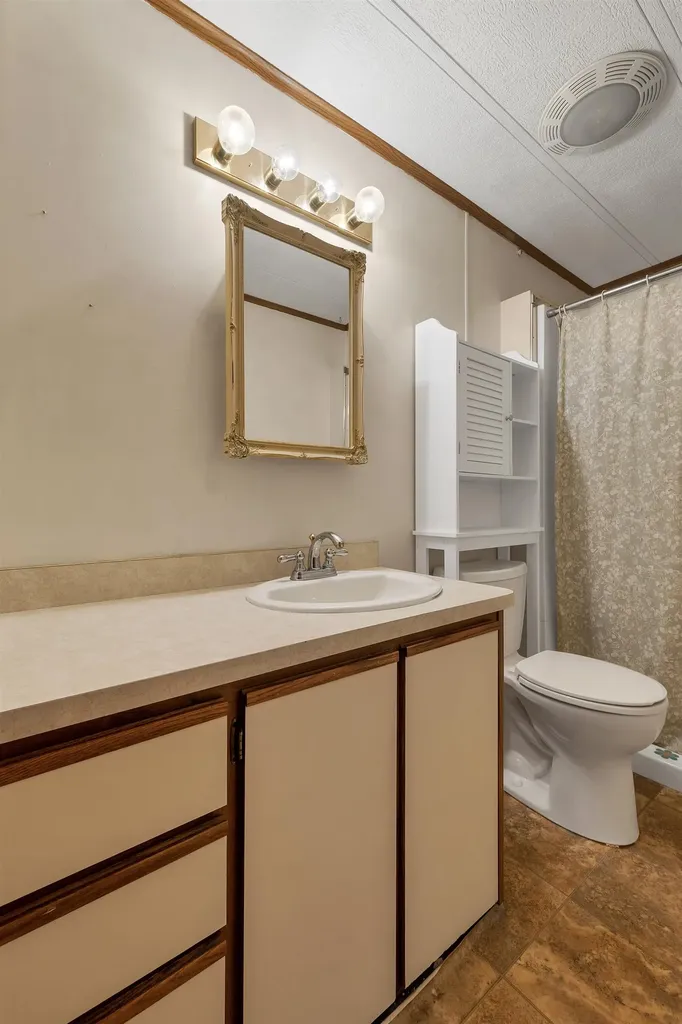 179 Donald Drive Goffstown NH 03045