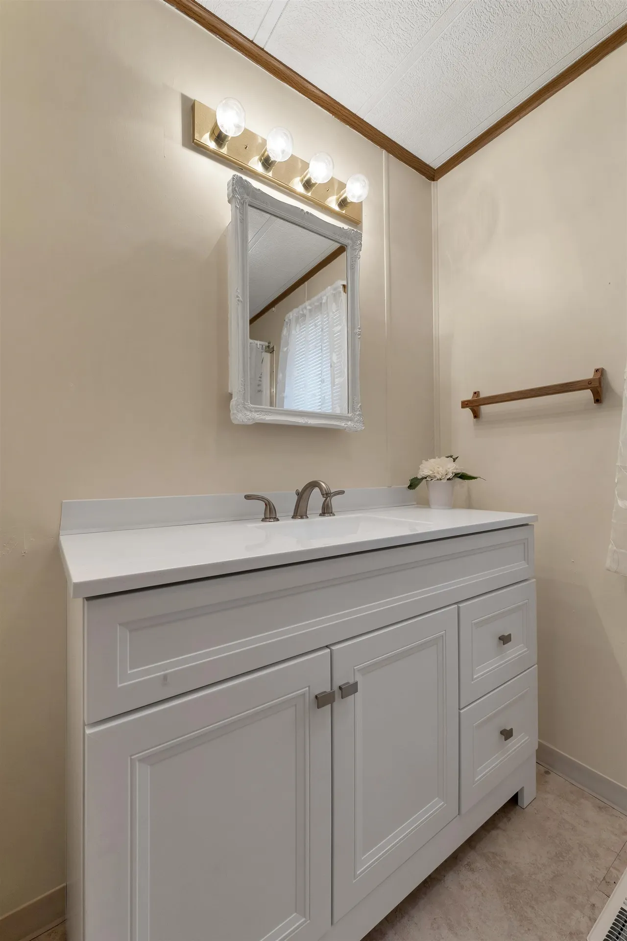 179 Donald Drive Goffstown NH 03045