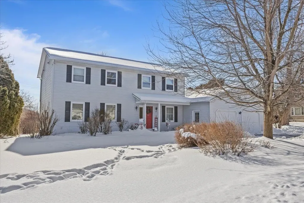 19 Dubois Drive South Burlington VT 05403