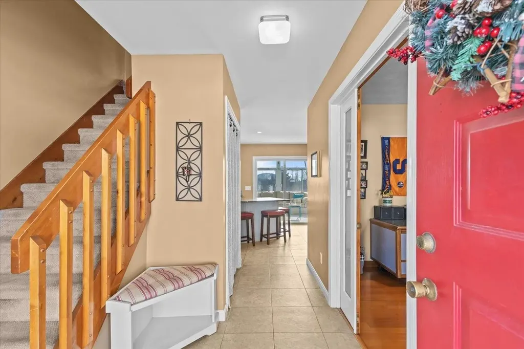 19 Dubois Drive South Burlington VT 05403