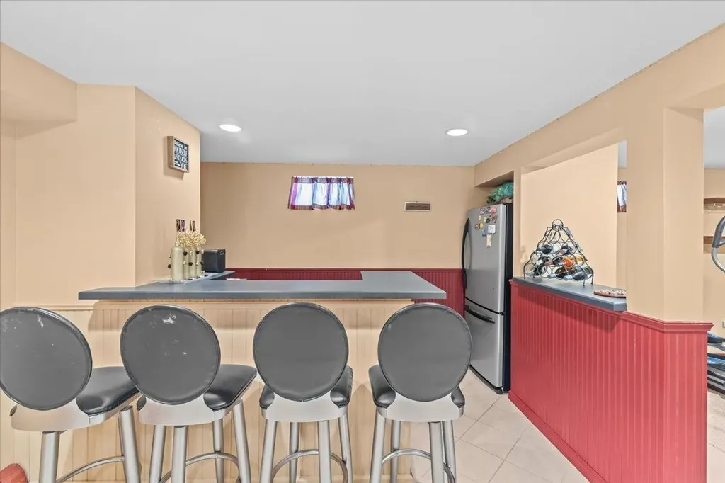 19 Dubois Drive South Burlington VT 05403