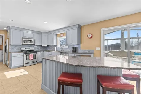 19 Dubois Drive South Burlington VT 05403