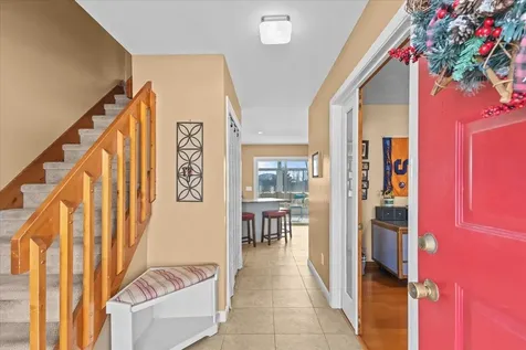 19 Dubois Drive South Burlington VT 05403