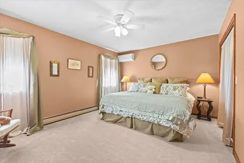 19 Dubois Drive South Burlington VT 05403