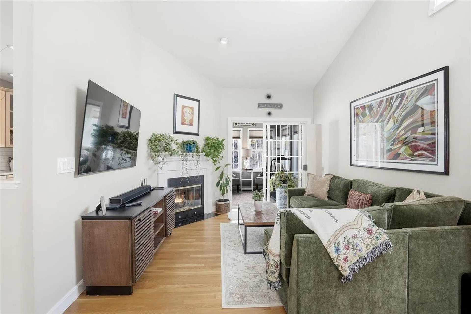 74 Old Stage Road Litchfield NH 03052