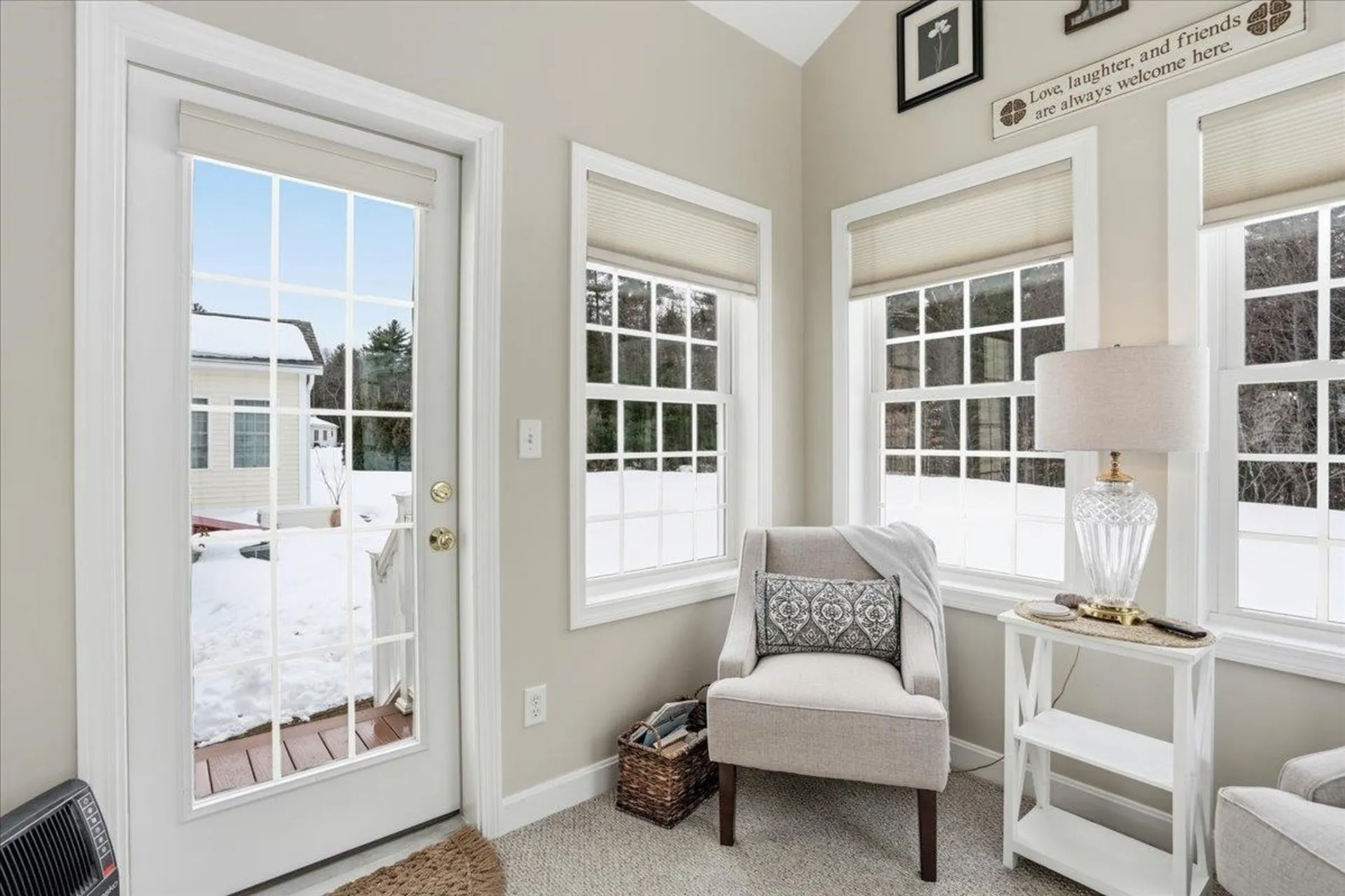 74 Old Stage Road Litchfield NH 03052