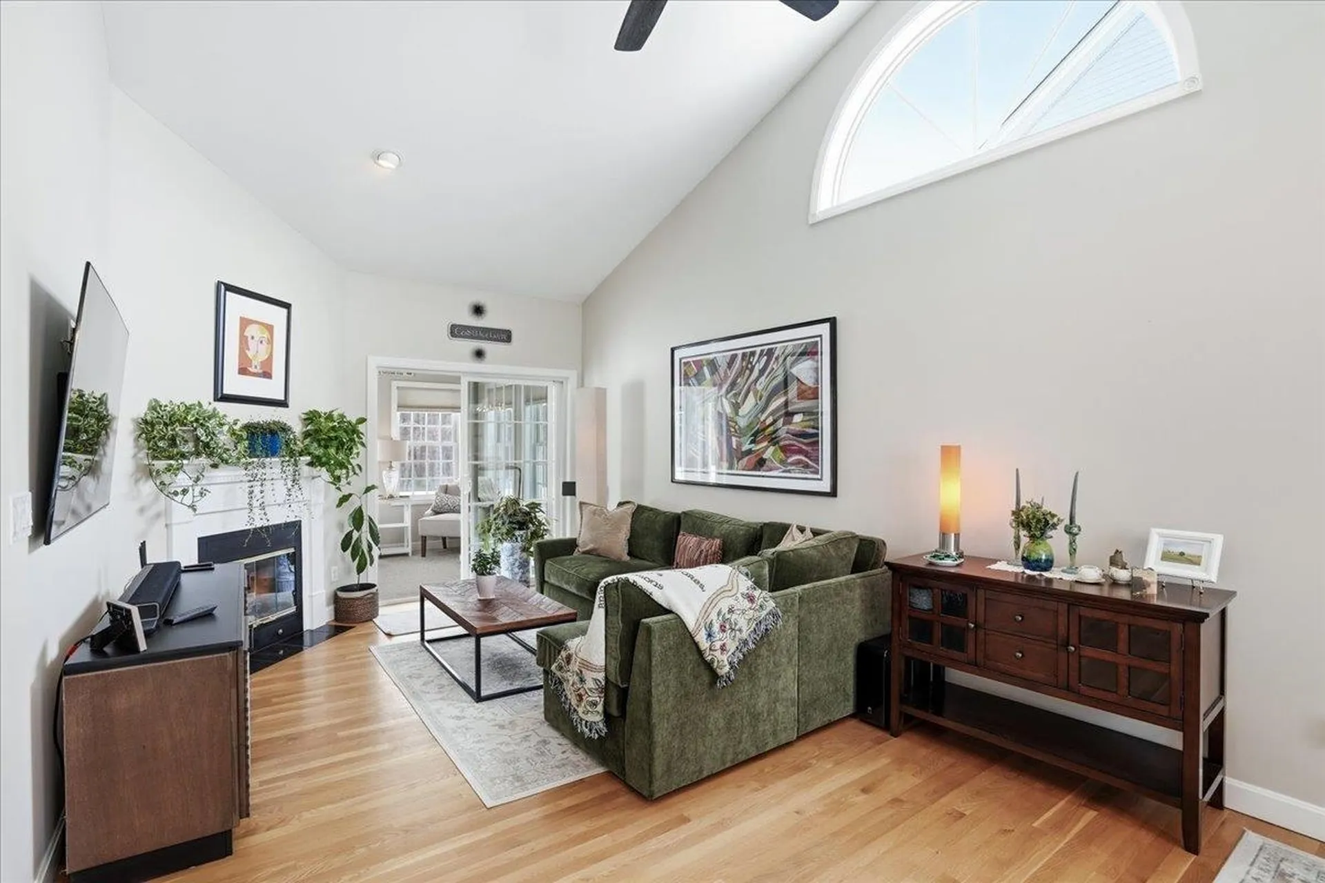 74 Old Stage Road Litchfield NH 03052