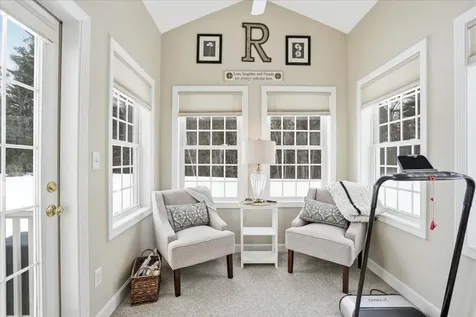 74 Old Stage Road Litchfield NH 03052