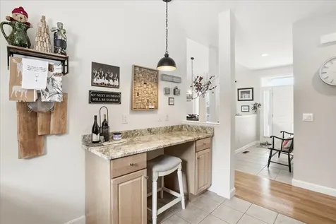 74 Old Stage Road Litchfield NH 03052