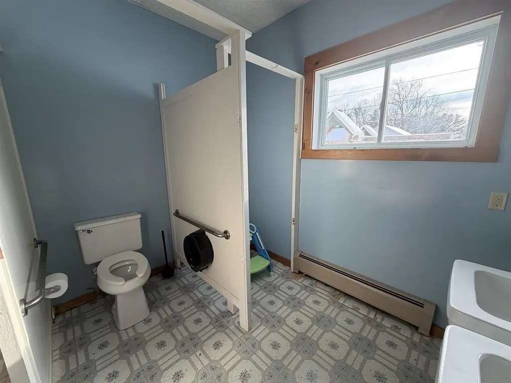 92 West Main Street Hyde Park VT 05655