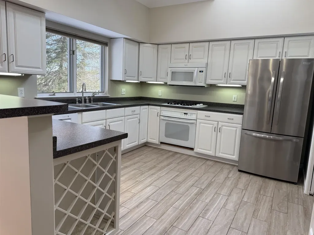 16 Sterling Springs Drive Hartford VT 05001