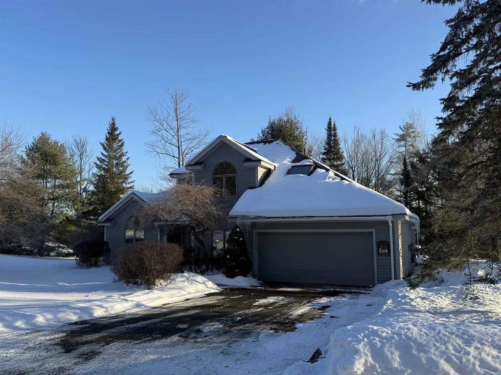 16 Sterling Springs Drive Hartford VT 05001