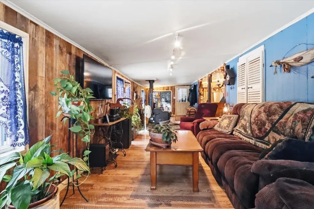 389 Buck Hill Road East Hinesburg VT 05461