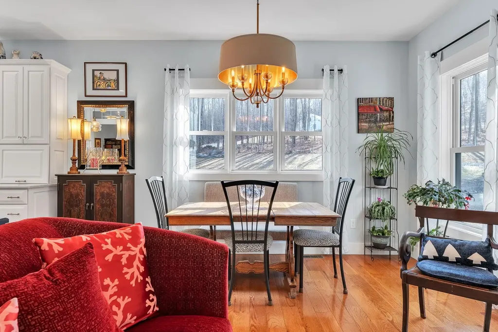 30 Black Walnut Lane Jericho VT 05465