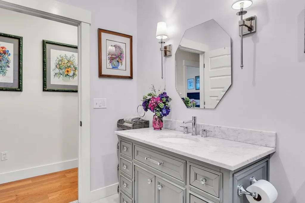 30 Black Walnut Lane Jericho VT 05465