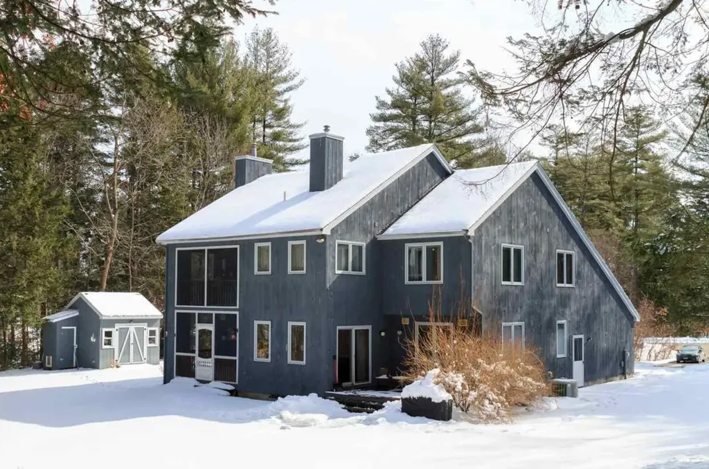 16 Cortland Road Milford NH 03055