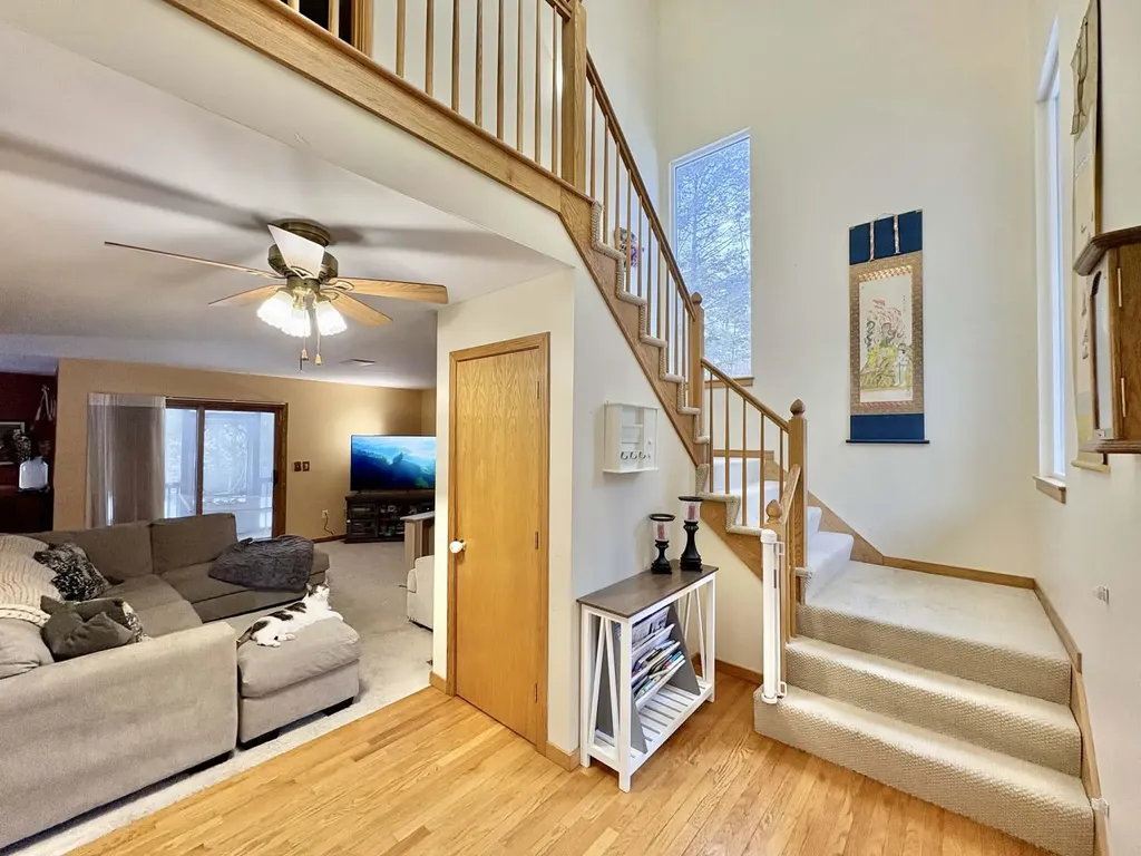 16 Cortland Road Milford NH 03055