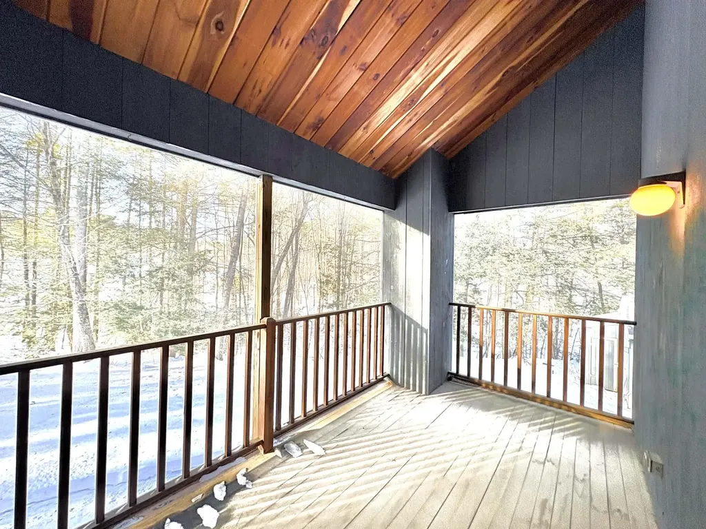 16 Cortland Road Milford NH 03055