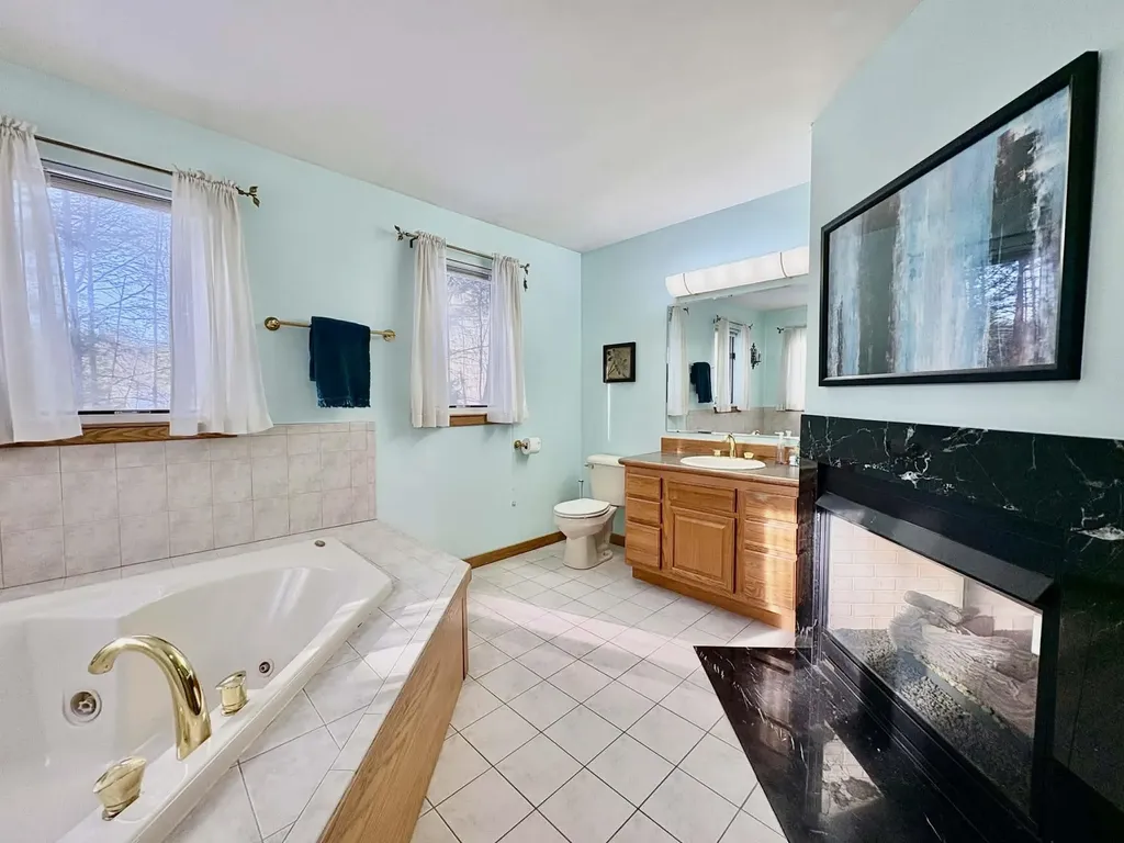 16 Cortland Road Milford NH 03055