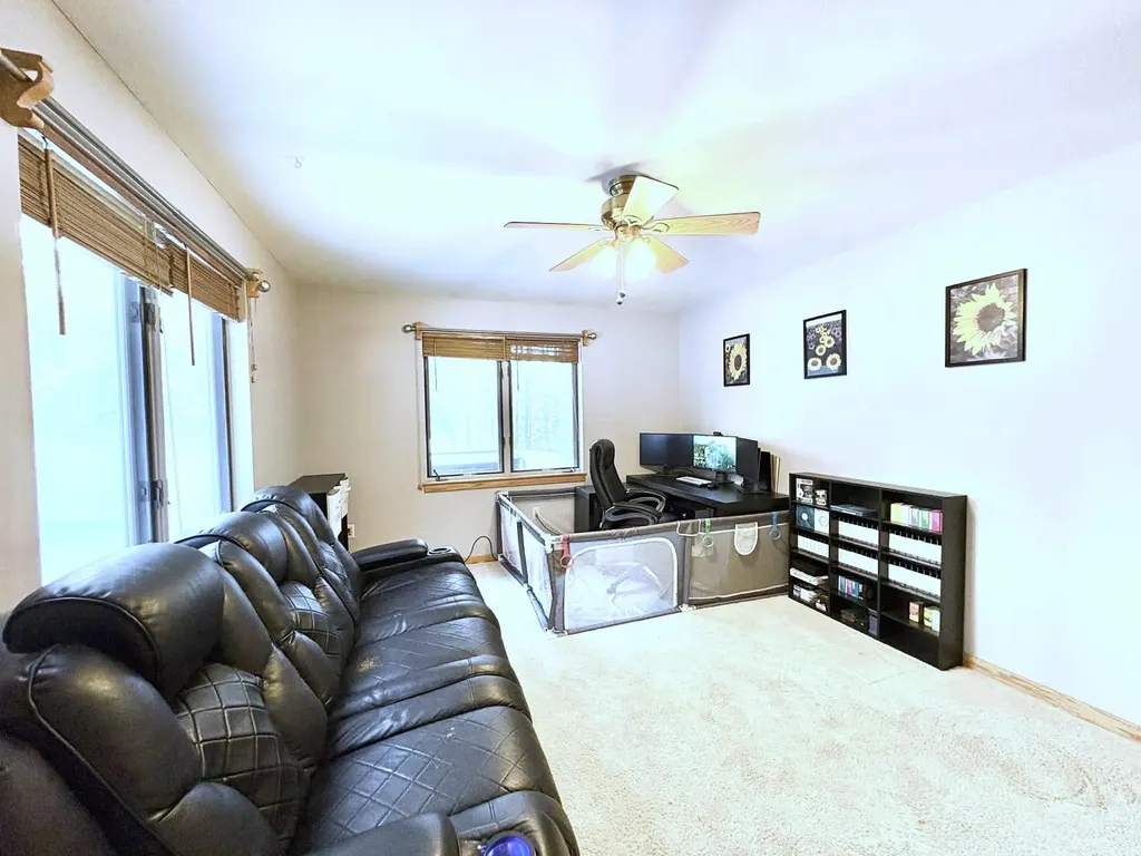 16 Cortland Road Milford NH 03055